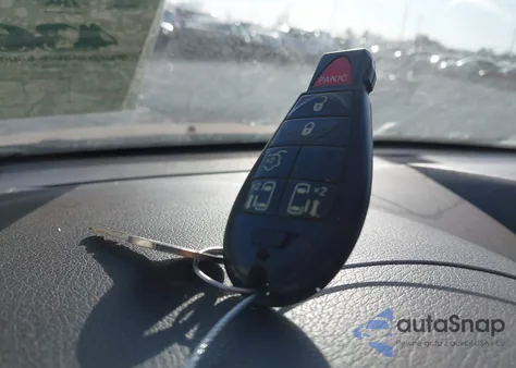 2010 Dodge Grand Caravan Crew z USA, uszkodzony, nr VIN 2D4RN6DX3AR343110